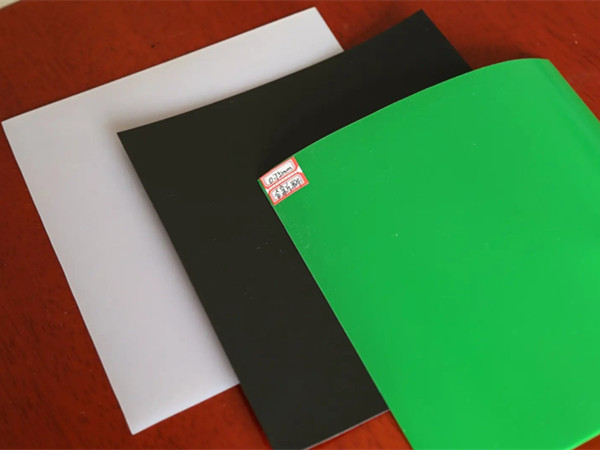 德阳小龙虾池塘防渗膜图片第1张-盈旭土工材料