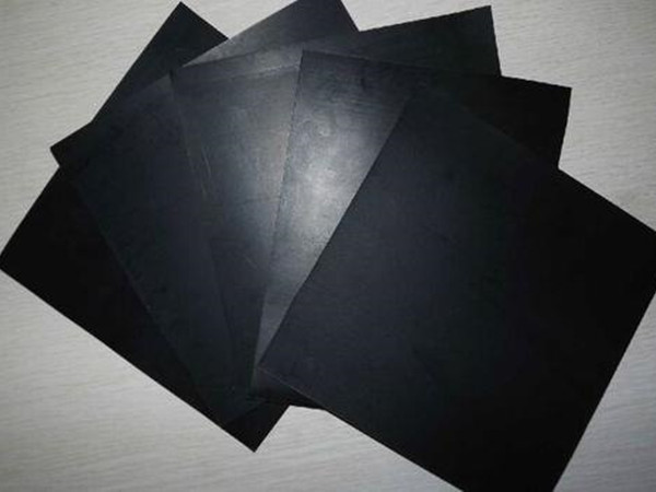 虾塘土工膜图片第2张 虾塘土工膜图片第2张-盈旭土工材料